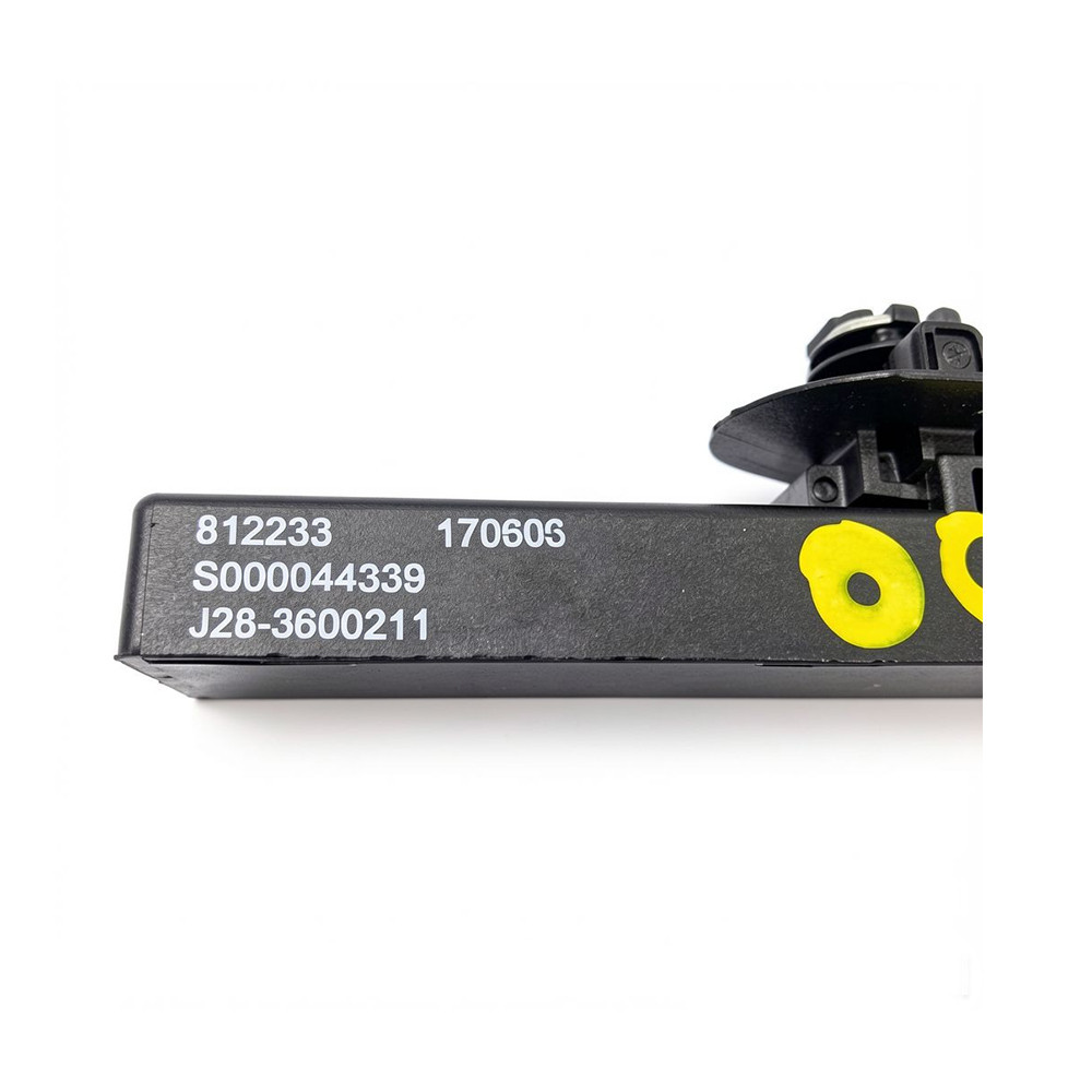 آنتن فرکانس پایین تیگو 5 (tiggo 5) با کد فنی : J28-3600211